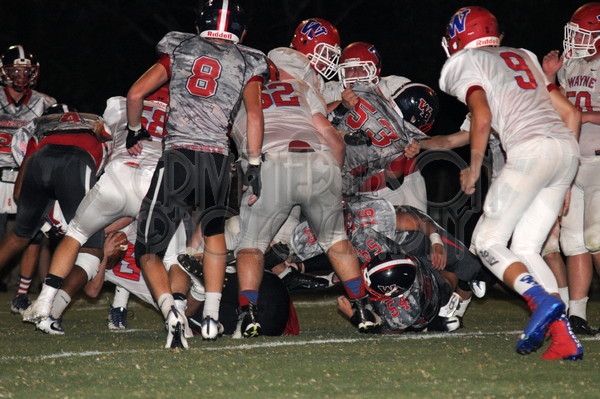 9-9 WA vs. WA 229.JPG - SCRIVENER D300